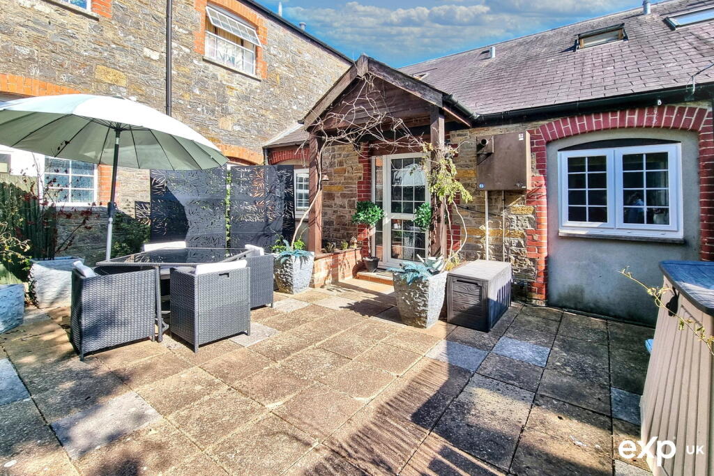 Main image of property: Hemsford, Littlehempston, Totnes, TQ9 6NE