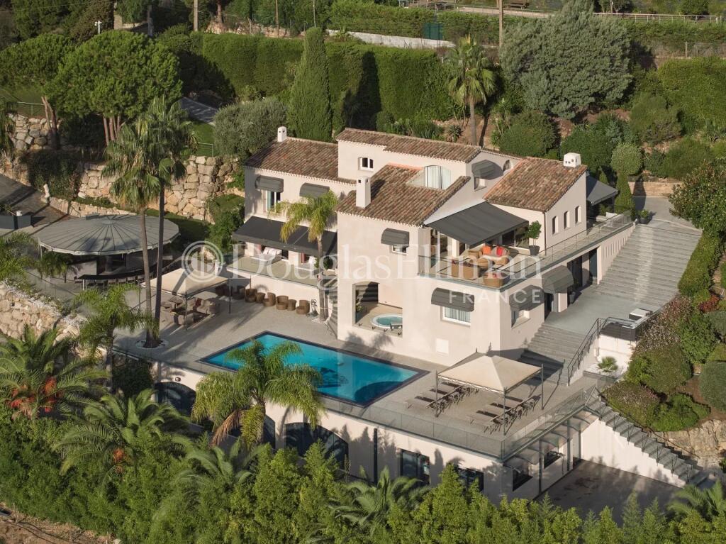 Main image of property: Provence-Alps-Cote d`Azur, Alpes-Maritimes, Cannes