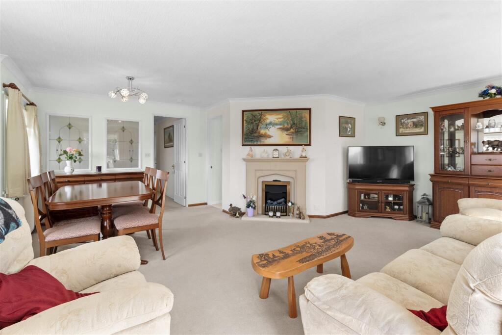 House in Brighton - View 5