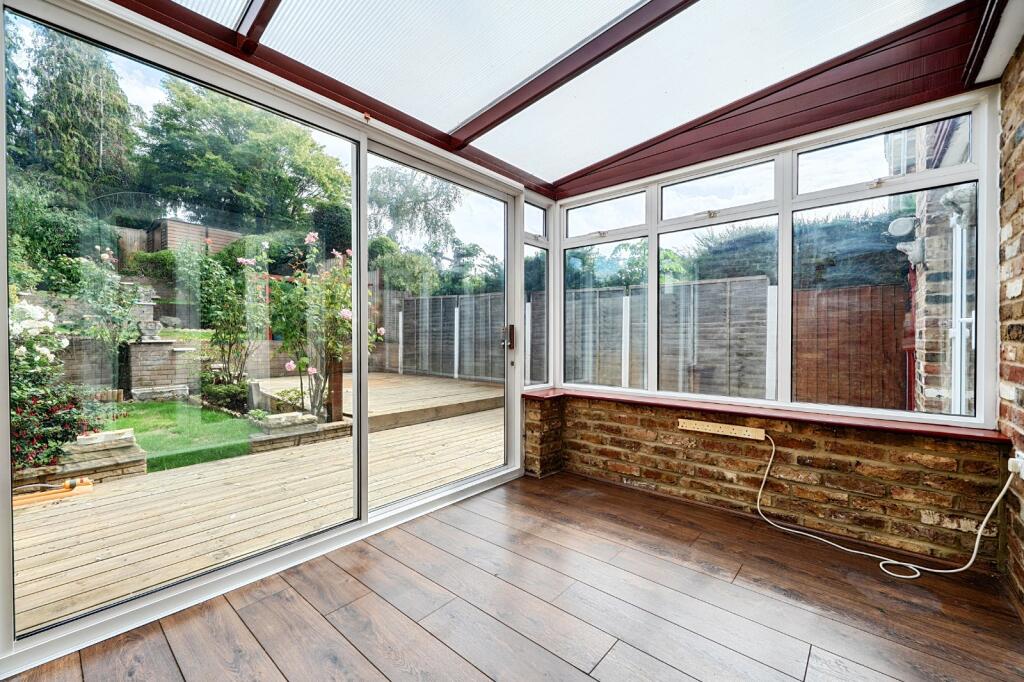 House in Slough - View 4