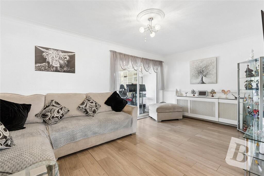 House in Strood, Medway - More