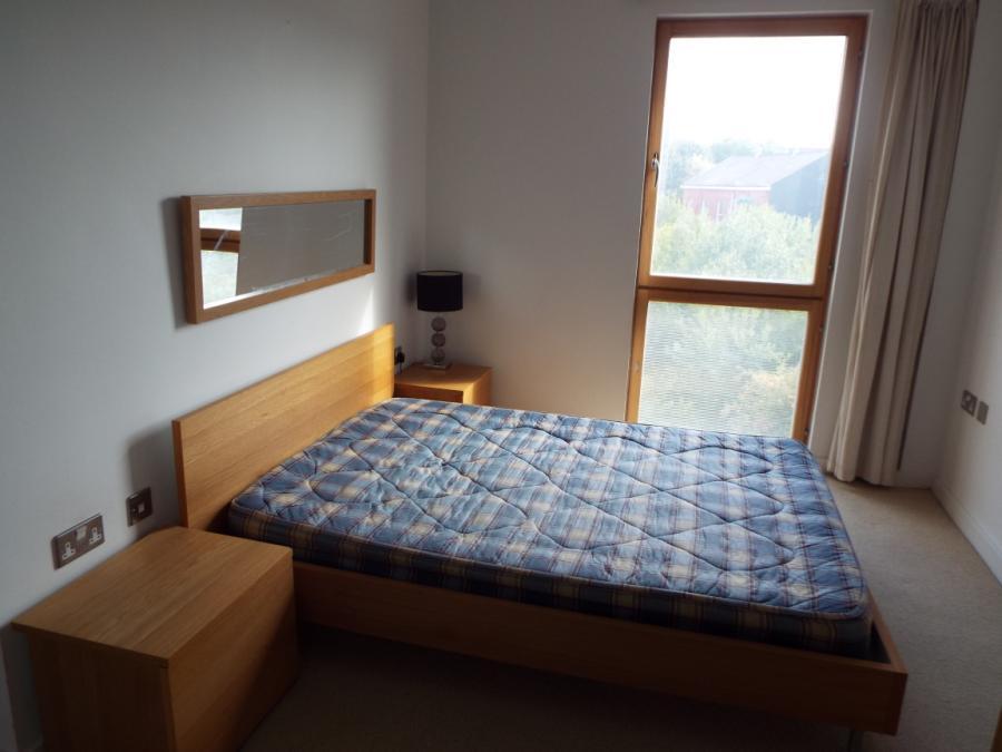 Apartment in Sheffield, South Yorkshire - View 5
