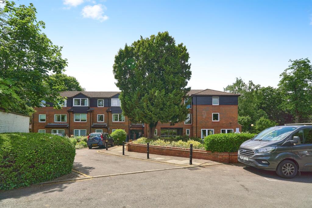 Main image of property: Elstree Road, Bushey Heath, Bushey