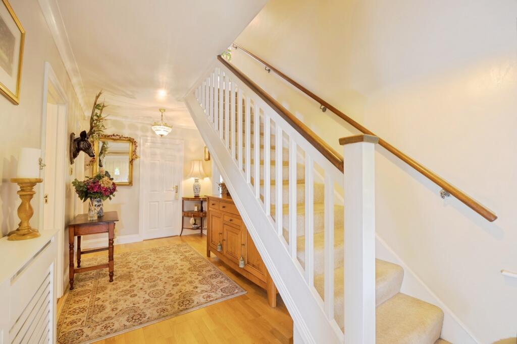 House in Tonbridge - More