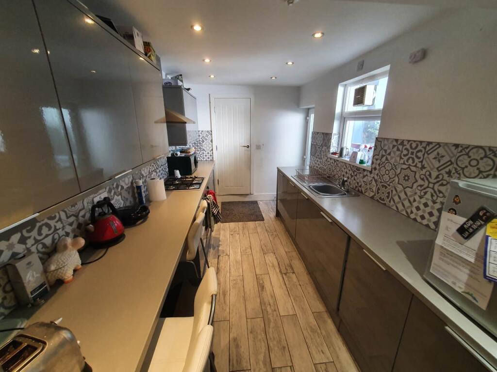 House in Cardiff - View 2
