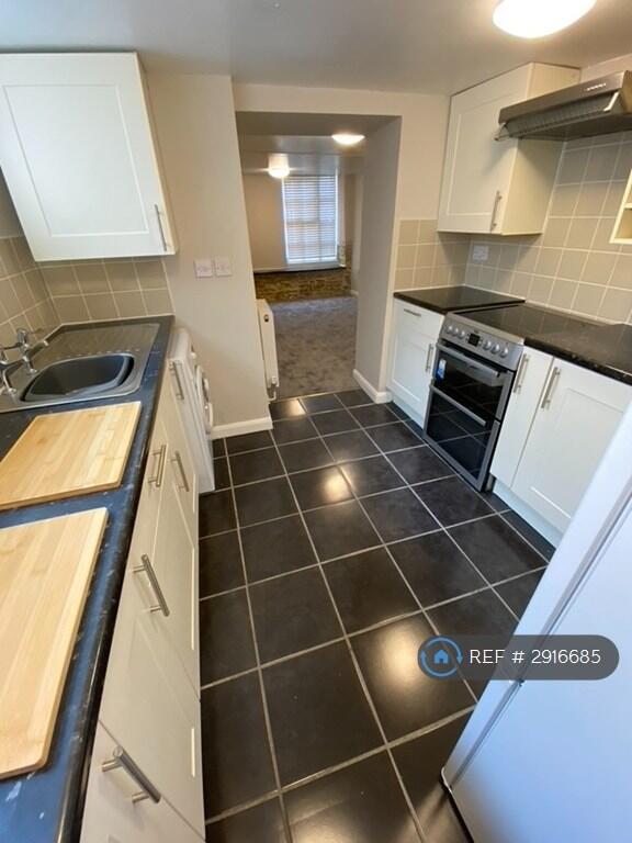 Main image of property: High Street, Chipping Norton, OX7
