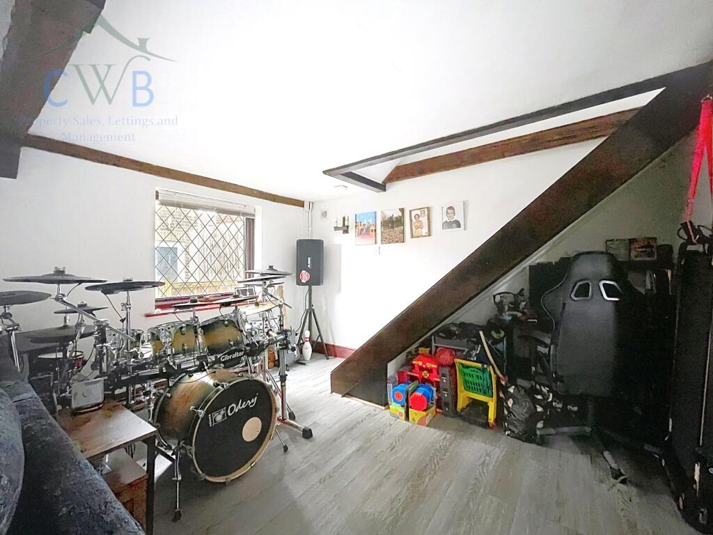 House in Rochester - View 3
