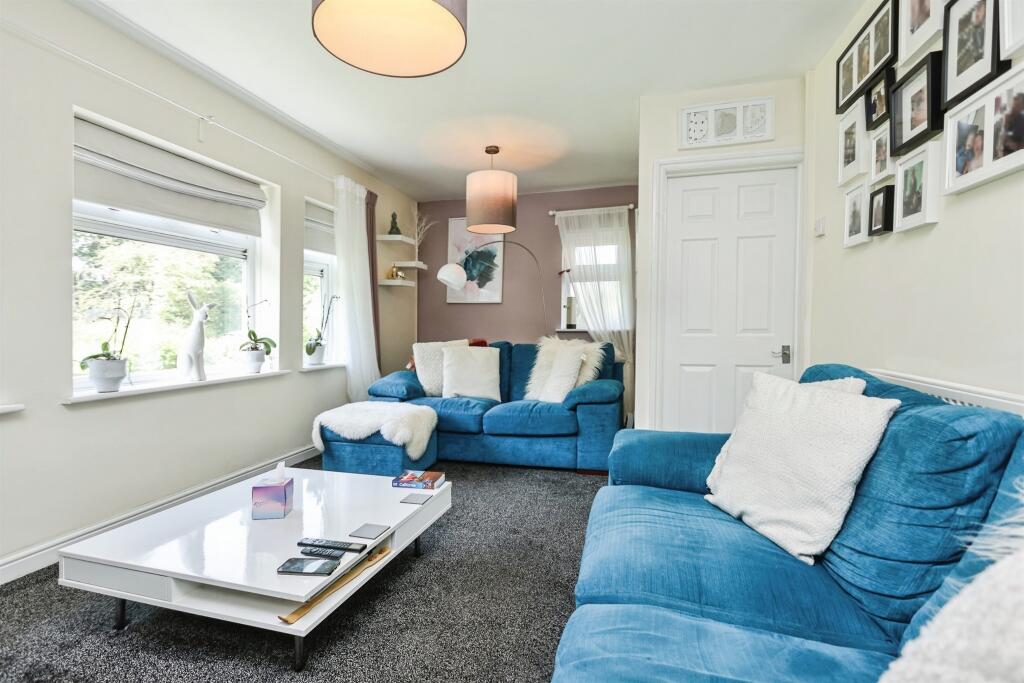House in Birmingham, West Midlands - View 2