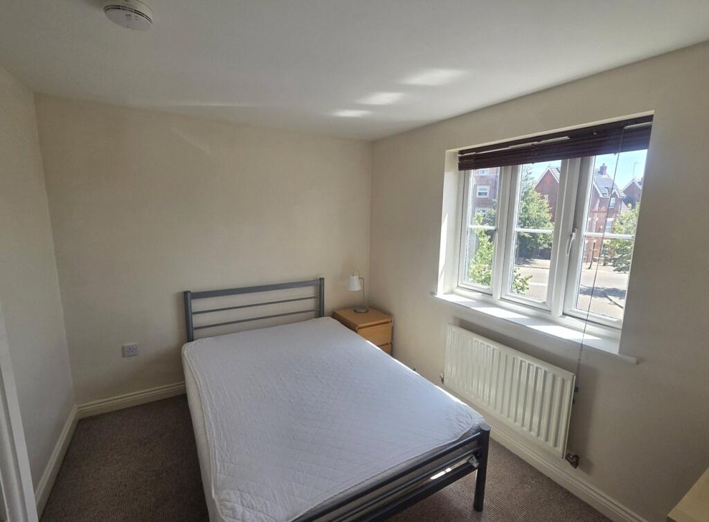 House in Swindon - View 2