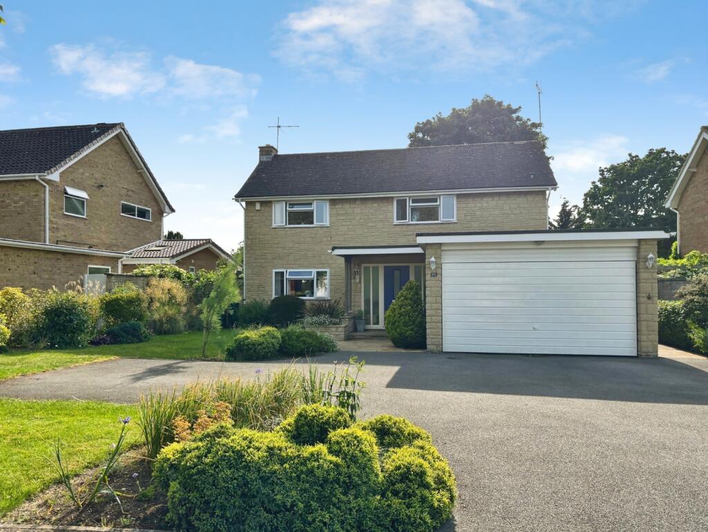 Main image of property: The Avenue, Charlton Kings, Cheltenham