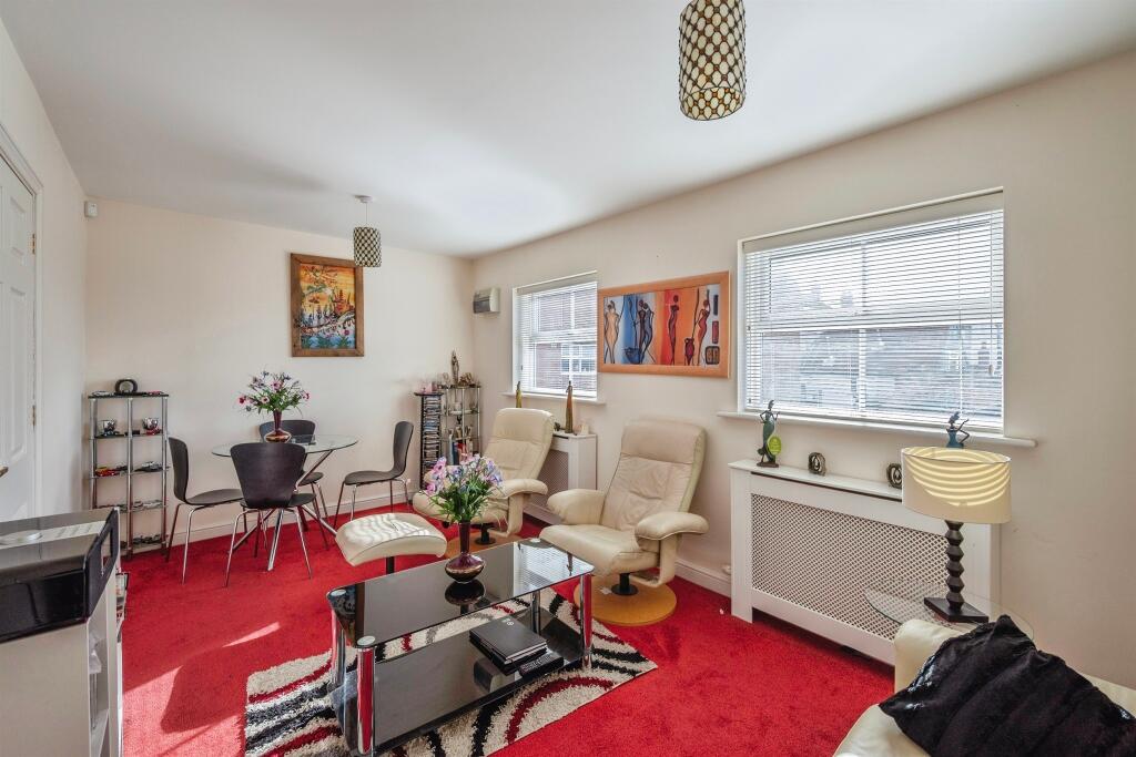Apartment in Norwich - View 4