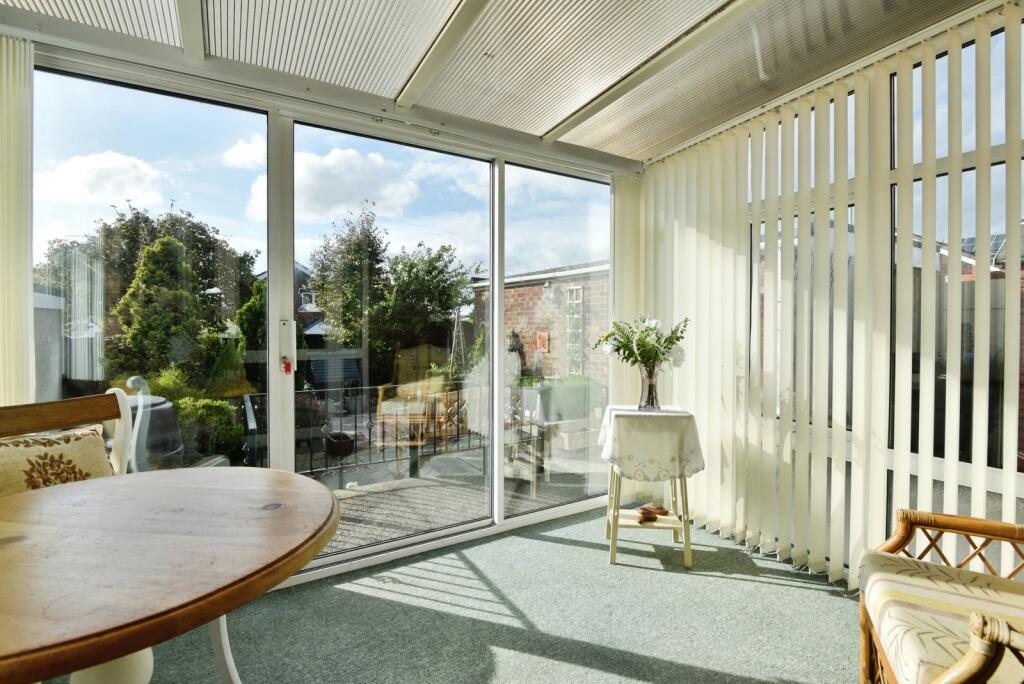 House in Newcastle-under-Lyme, Westbury Park - View 5