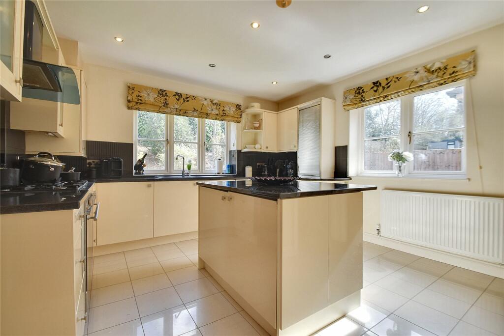 Old School Close, Cradley, Malvern, Herefordshire, WR13 photo 2