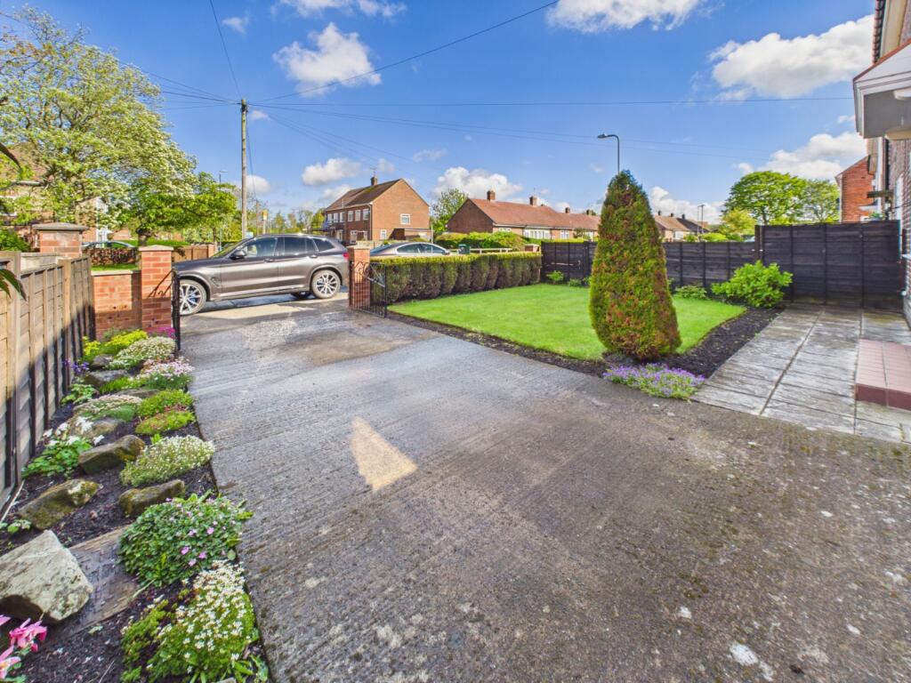 Johnston Avenue, Hebburn, Tyne and Wear, NE31 photo 2