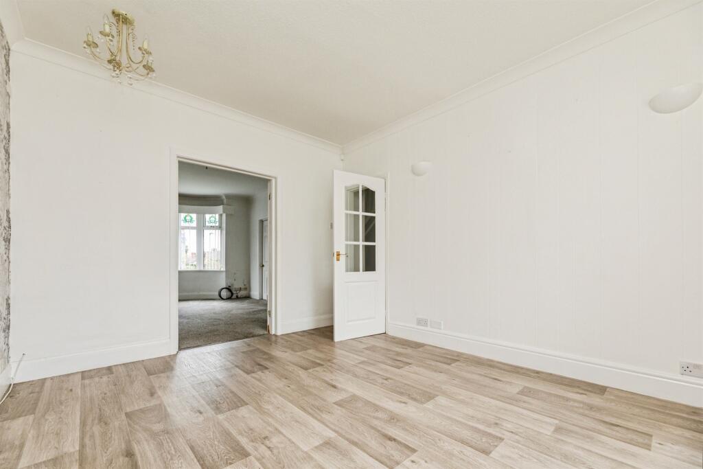 House in Rotherham, South Yorkshire - View 5