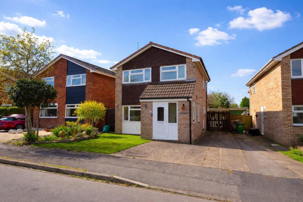 Main image of property: Blakeney Grove, Nailsea