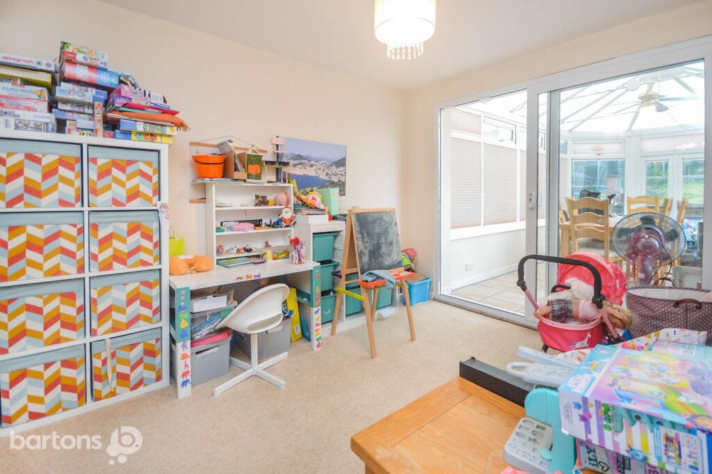 Brookside, Rotherham, S65 photo 4