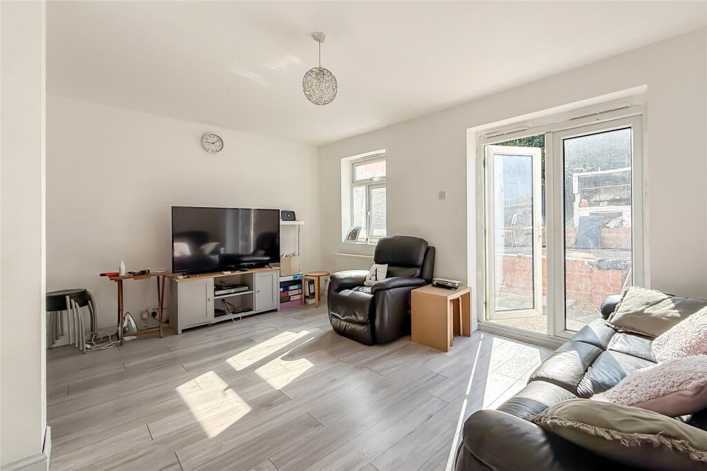 House in St Albans, Townsend - View 4