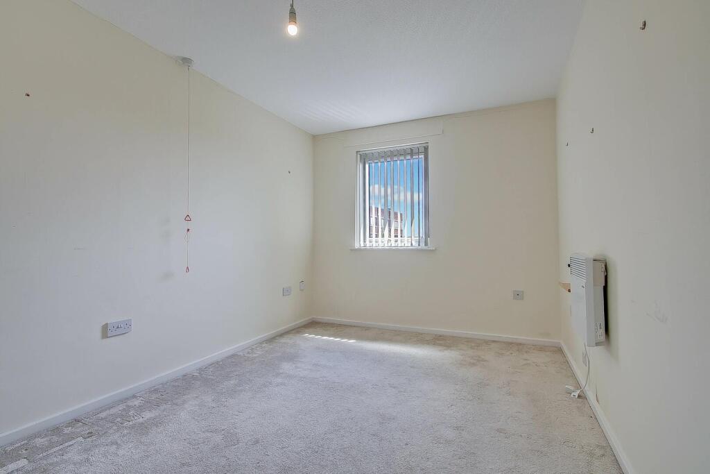 Stokes Court , Diploma Avenue N2 - View 6