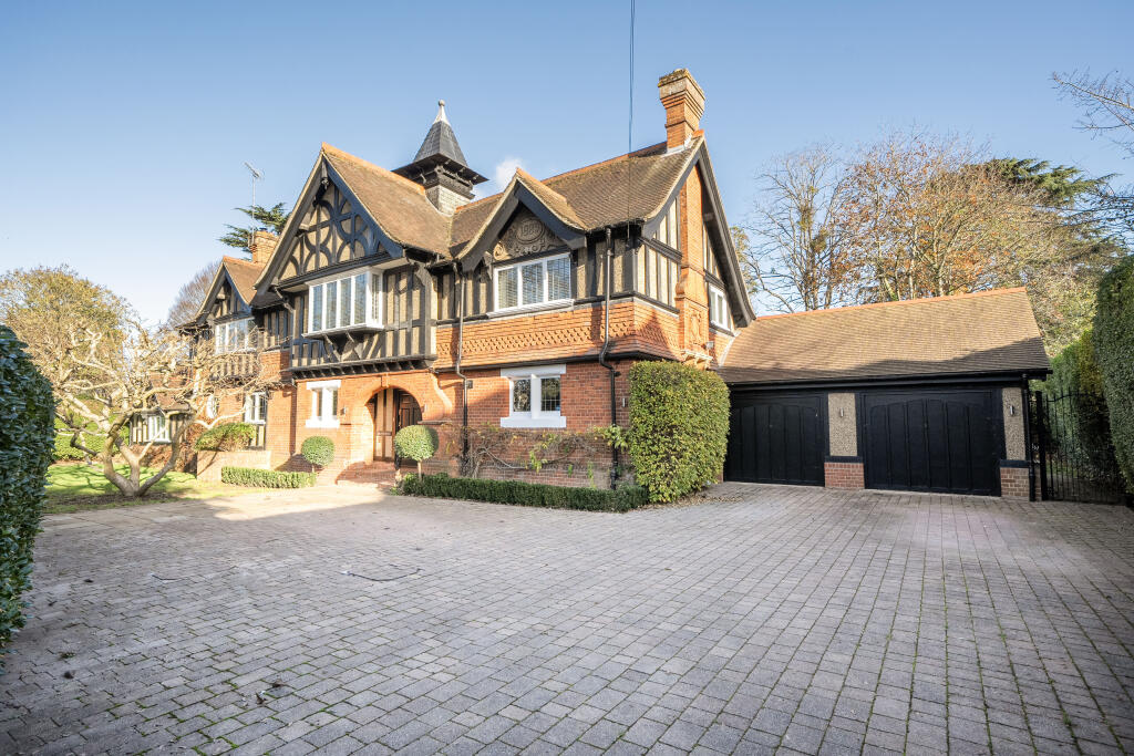 Main image of property: Court Road, Maidenhead, SL6