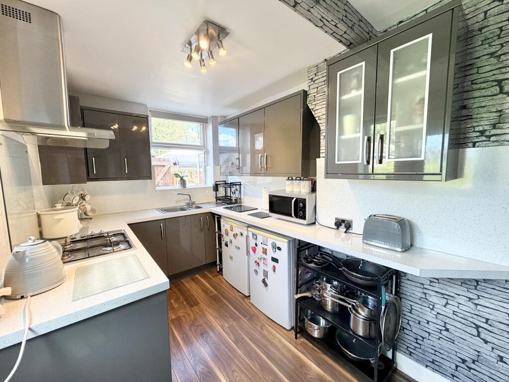 Cleeve Road, Manchester photo 3