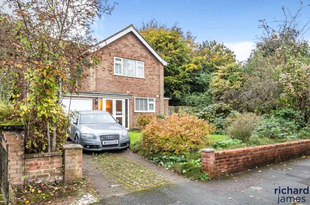Main image of property: Canterbury Close, Lawns, Swindon, SN3