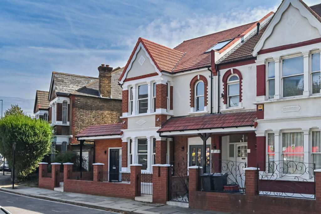 Main image of property: Sutton Lane South, Chiswick, London, W4
