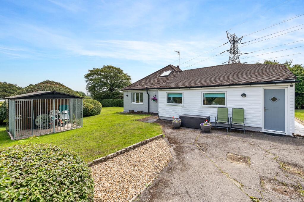 House in Redhill - View 5
