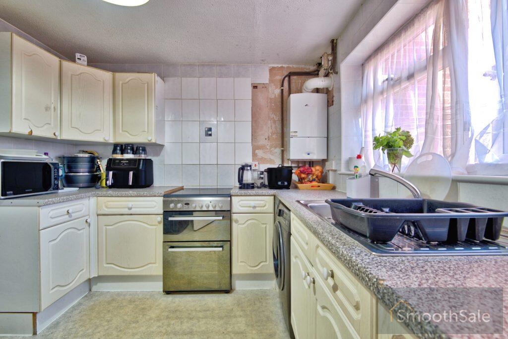 House in Southend-on-Sea - View 5