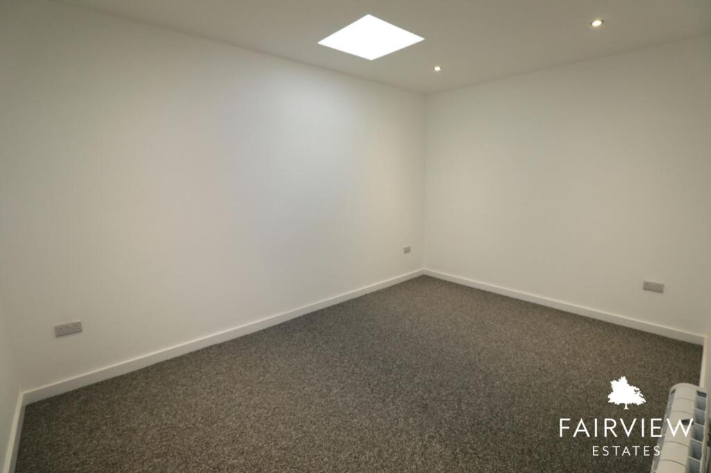 Apartment in Nottingham - More