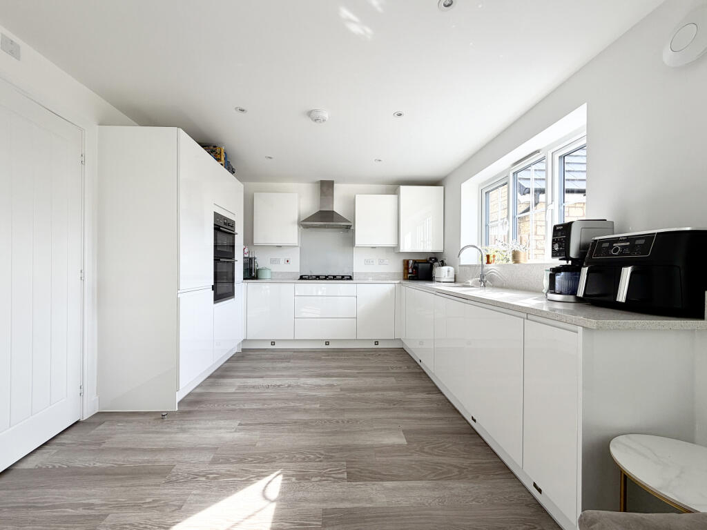 House in Cheddar, Somerset - View 2