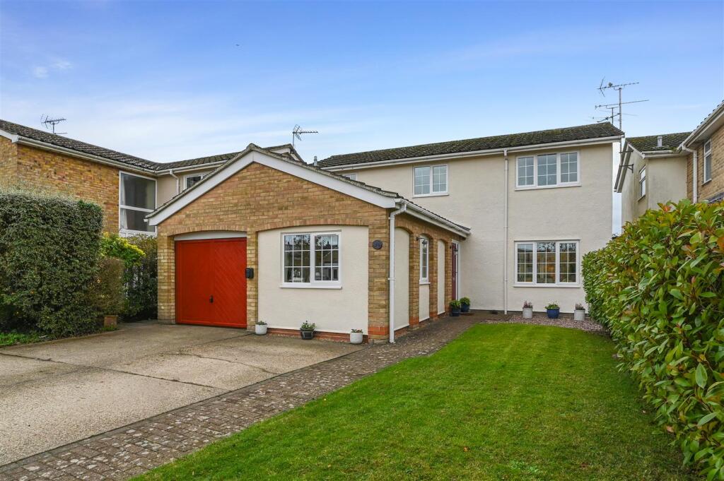 4-bed detached on Richardsons Road, East Bergholt, £500,000