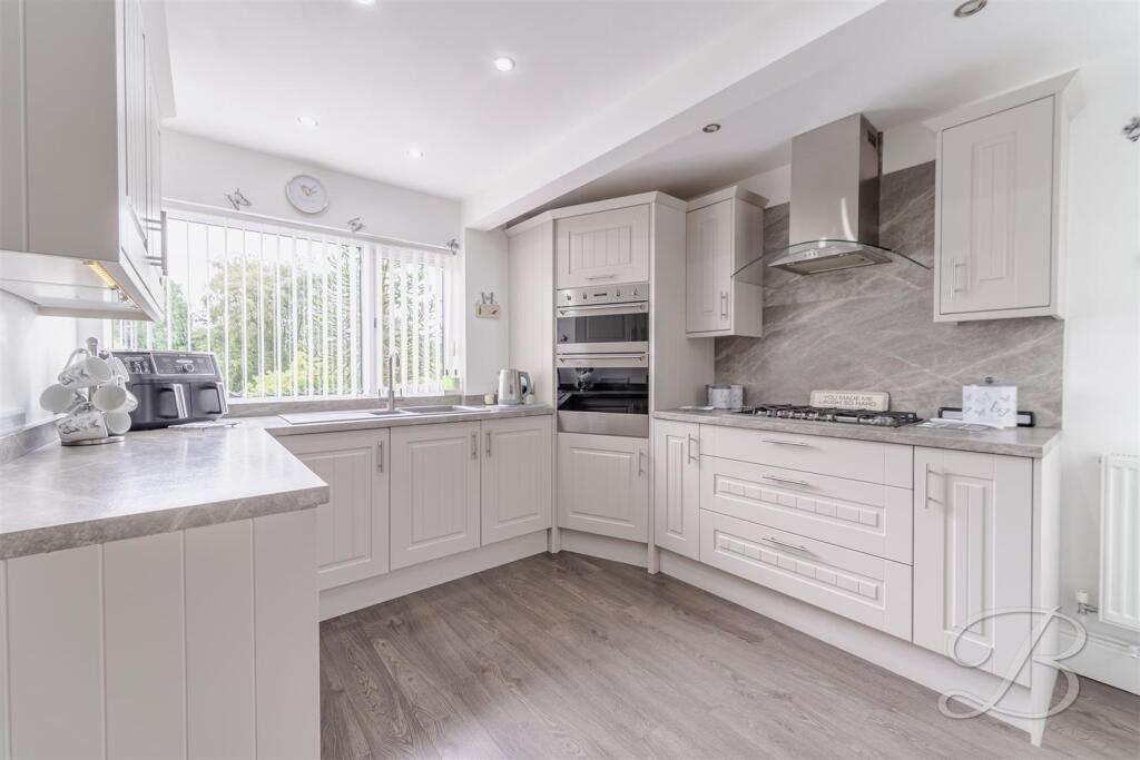 House in Nottingham - View 2