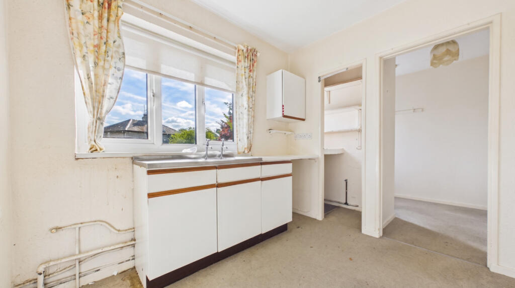 Apartment in Lancaster - More