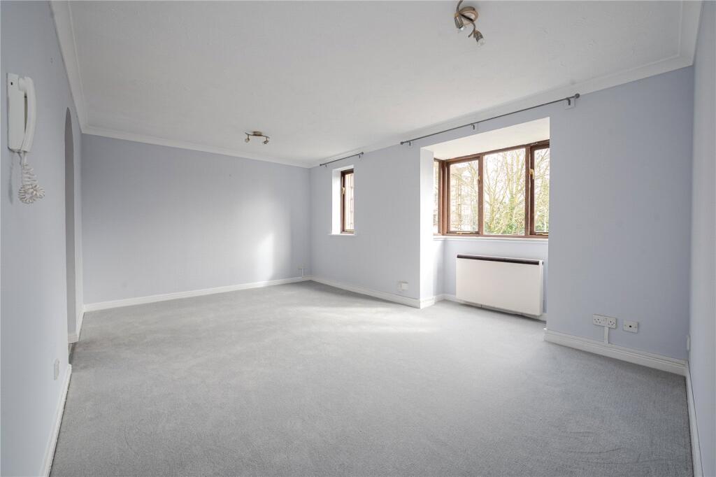 Apartment in London - View 4