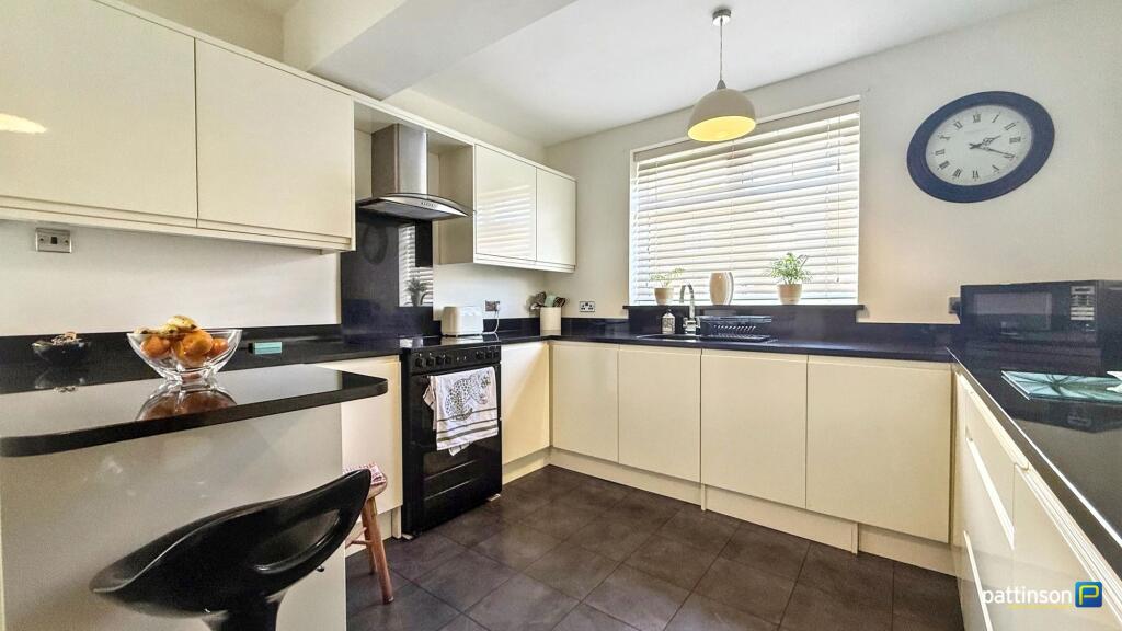 House in Northumberland, Choppington - More
