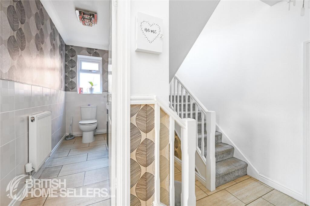 House in Sefton, Birkdale - More