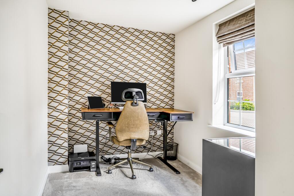 House in Leicester - More