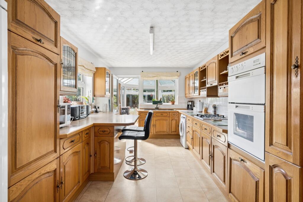 House in Orchard Leigh, Ashley Green - View 4