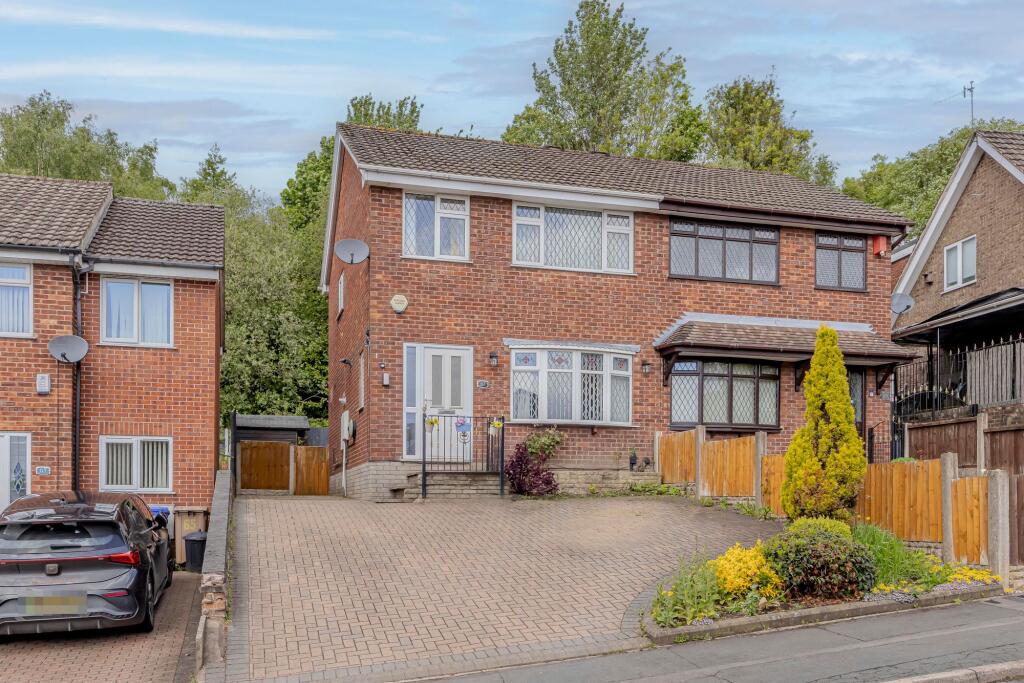3-bed semi-detached on Harington Drive, Stoke-On-Trent, ST3, £195,000
