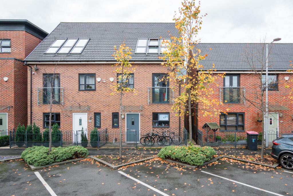 Main image of property: Oriel Gardens, Salford, M7