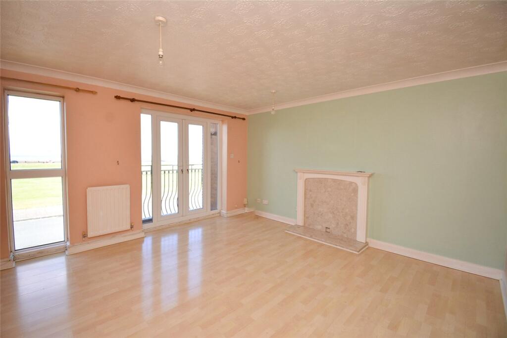 Apartment in Wirral, Liverpool City Region - More