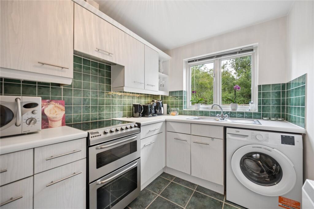 Apartment in Stockport - More