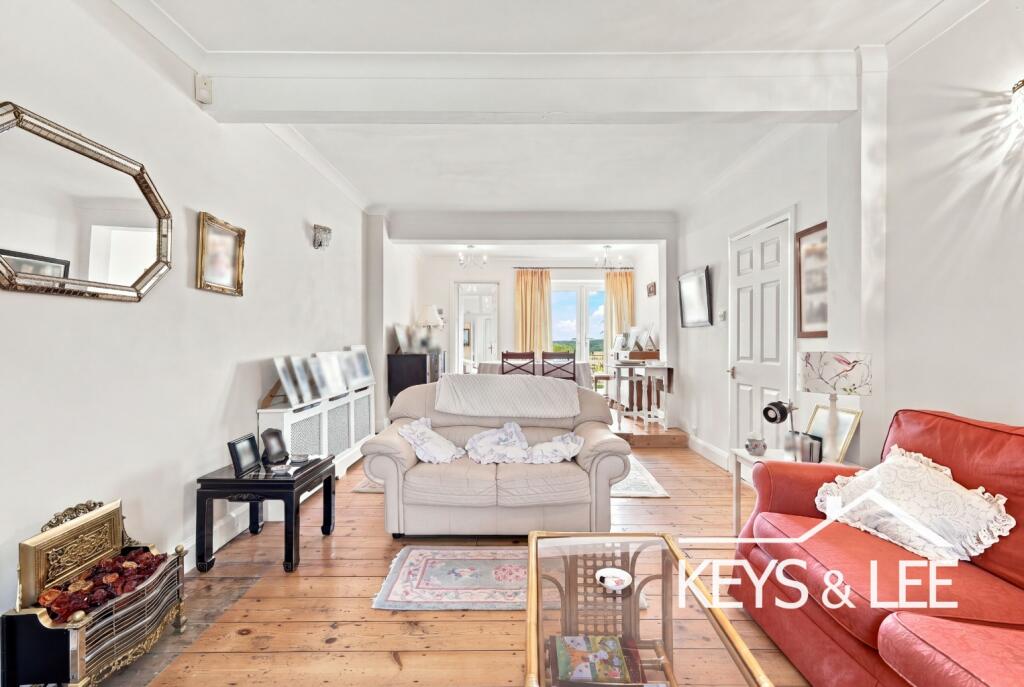 House in London - View 5