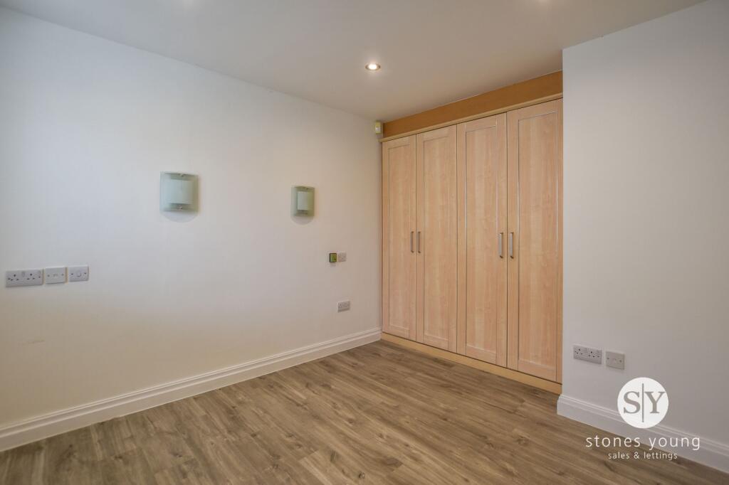 Apartment in Blackburn - View 5