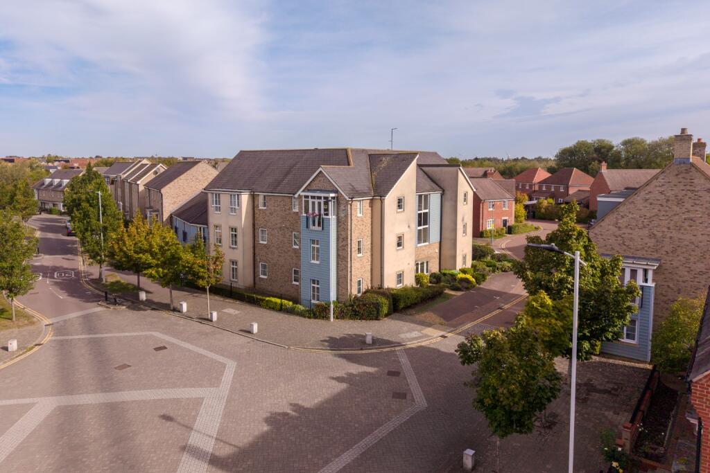Main image of property: Alsop Way, St. Neots, Cambridgeshire, PE19 6AZ