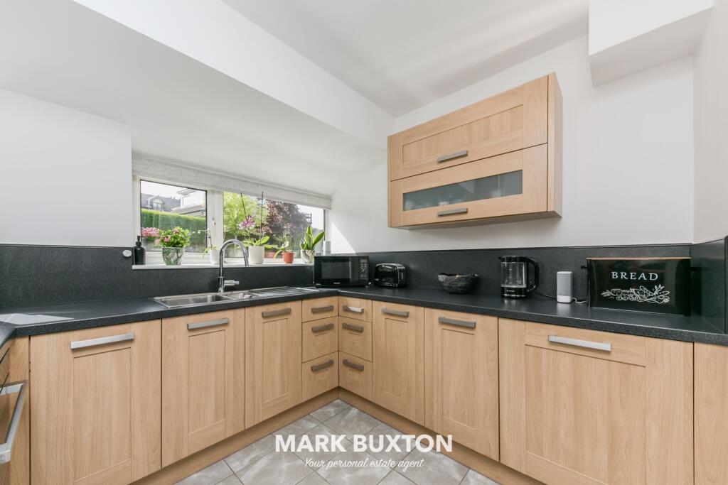House in Stoke-on-Trent - View 5