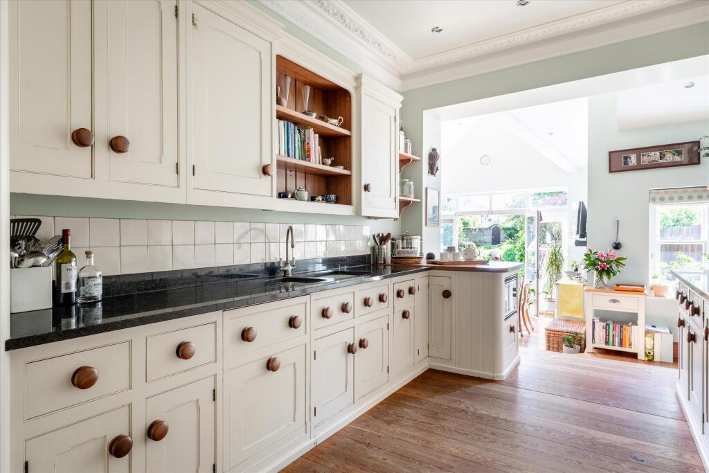 Bayham Road, Sevenoaks, Kent, TN13. photo 4