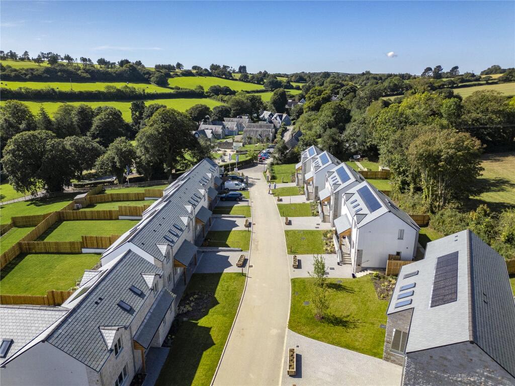 Main image of property: Kingswood, Pentewan Valley, PL26