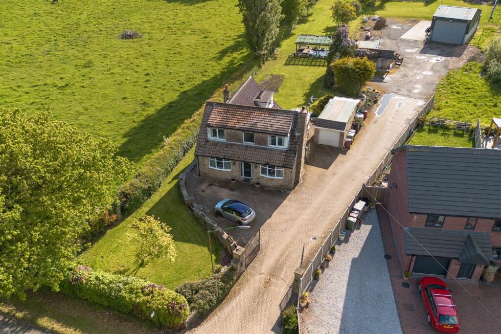 Main image of property: Chesterfield Road, Temple Normanton, Chesterfield